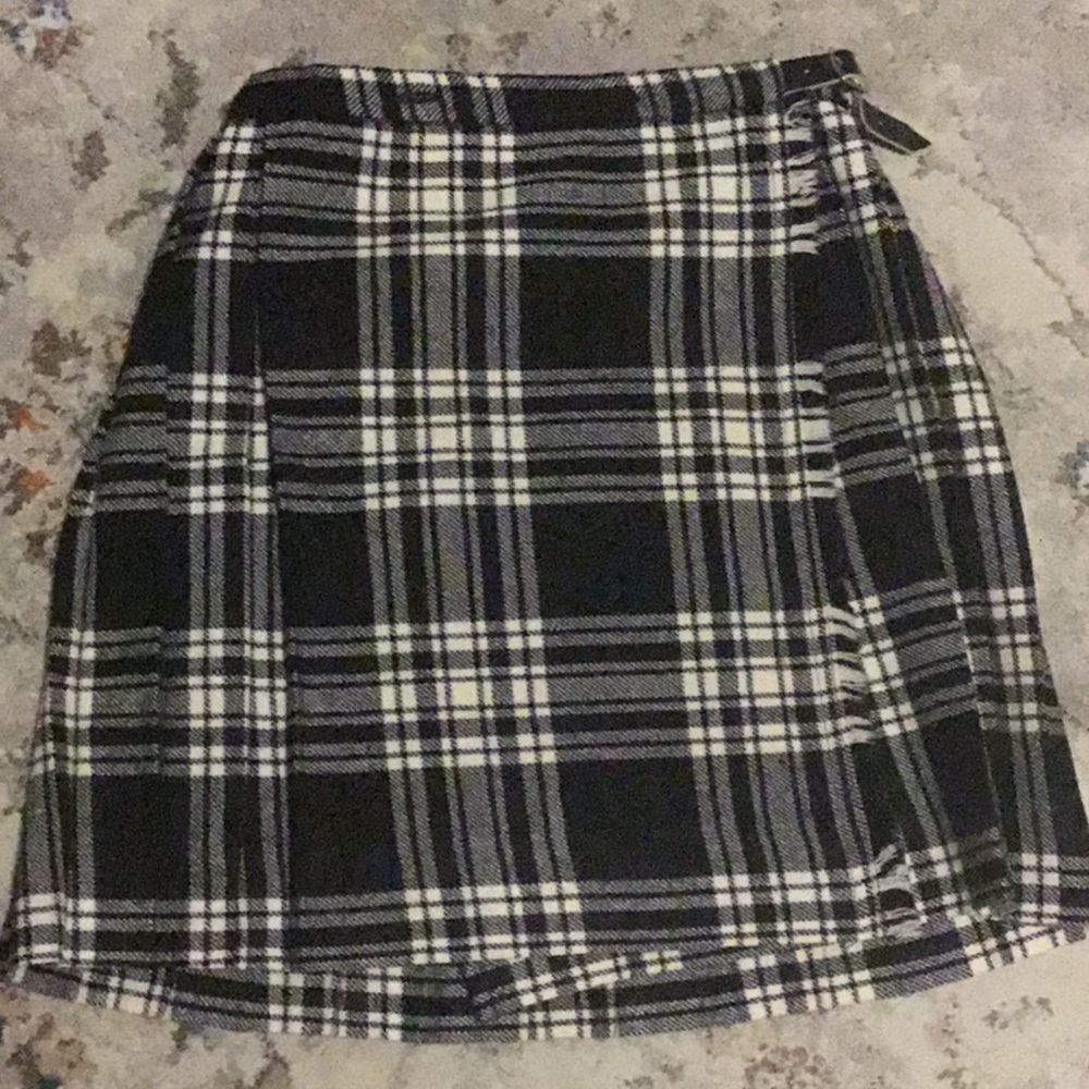Vintage authentic Scottish wool tweed skirt  sz s